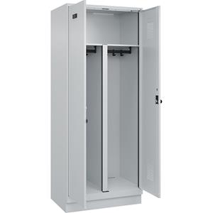 Multifunctionele lockerkast Evolo PLUS, 1 compartiment, scheidingswand ingekort, lichtgrijs, b = 800 mm, met bodemsokkel, veiligheidssraaigrendel