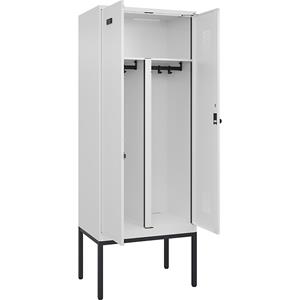 Multifunctionele lockerkast Evolo PLUS, 1 compartiment, scheidingswand ingekort, wit, b = 800 mm, met smalle voeten, veiligheidsdraaigrendel