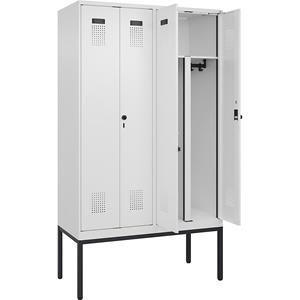 Multifunctionele lockerkast Evolo PLUS, 2 compartimenten, scheidingswand ingekort, wit, b = 1200 mm, met smalle voeten, veiligheidsdraaigrendel