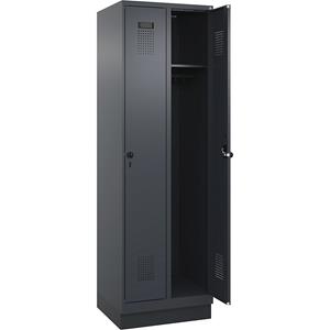 C+P Lockerkast Evolo PLUS, 2 compartimenten, grijs, b = 600 mm, met bodemsokkel, draaigrendel