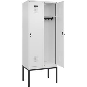 C+P Lockerkast Evolo PLUS, 2 compartimenten, verkeerswit, b = 800 mm, met smalle voeten, draaigrendel