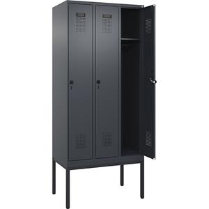 C+P Lockerkast Evolo PLUS, 3 compartimenten, grijs, b = 900 mm, met smalle voeten, draaigrendel