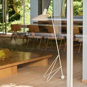 &Tradition Driepoot vloerlamp HM8, wit, hoogte 134 cm