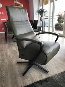 SHOPX HUISCOLLECTIE Leren relaxfauteuil met stalen frame - groen leer - Echt leer, Industrieel, ontdek de vele Leersoorten en Kleuren bij ShopX