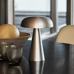 &Tradition Como SC53 tafellamp, oplaadbaar, aluminiumkleurig