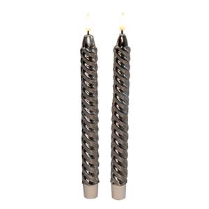 Anna's Collection LED dinerkaarsen - 2x st - zilver - glimmend - 25 cm - swirl - 3D vlam - timer functie -