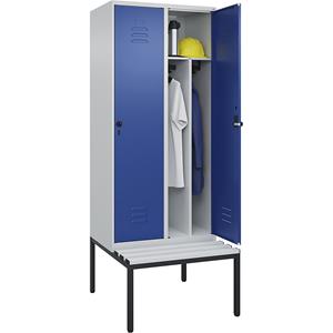 C+P Multifunctionele lockerkast Classic PLUS met zitbank, smal, 2 compartimenten, scheidingswand ingekort, lichtgrijs / gentiaanblauw, b = 800 mm, veiligheidsdraaigrendel, ondergebouwd, kunststof
