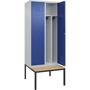 C+P Multifunctionele lockerkast Classic PLUS met zitbank, smal, 2 compartimenten, scheidingswand ingekort, lichtgrijs / gentiaanblauw, b = 800 mm, cilinderslot, ondergebouwd, beuken-hardhout