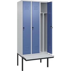 C+P Multifunctionele lockerkast Classic PLUS met zitbank, smal, 3 compartimenten, scheidingswand ingekort, lichtgrijs / verblauw, b = 900 mm, veiligheidsdraaigrendel, vrijdragend, kunststof