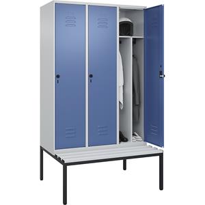 C+P Multifunctionele lockerkast Classic PLUS met zitbank, smal, 3 compartimenten, scheidingswand ingekort, lichtgrijs / verblauw, b = 1200 mm, veiligheidsdraaigrendel, ondergebouwd, kunststof