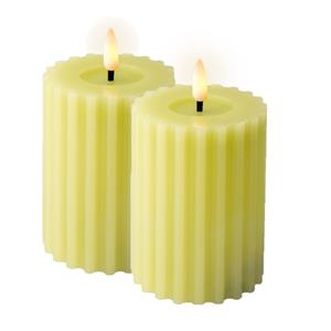 Lumineo luxe LED kaars/stompkaars - 2x st - groen ribbel - D7,5 x H12 cm - timer -