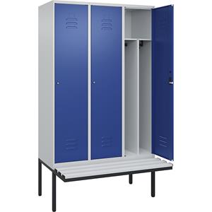 C+P Multifunctionele lockerkast Classic PLUS met zitbank, smal, 3 compartimenten, scheidingswand ingekort, lichtgrijs / gentiaanblauw, b = 1200 mm, cilinderslot, vrijdragend, kunststof