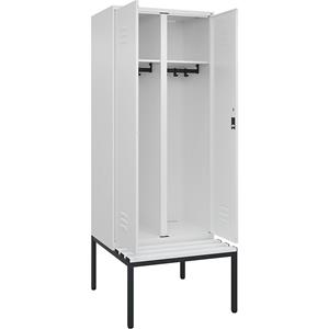 C+P Multifunctionele kledingkast Classic PLUS met zitbank, 1 compartiment, verkeerswit, b = 800 mm, cilinderslot, ondergebouwd, kunststof