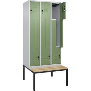 C+P Z-kledingkast Classic PLUS met zitbank, 3 compartimenten, lichtgrijs / resedagroen, b = 900 mm, veiligheidsdraaigrendel, ondergebouwd, beuken-hardhout