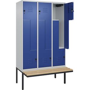 C+P Z-kledingkast Classic PLUS met zitbank, 3 compartimenten, lichtgrijs / gentiaanblauw, b = 1200 mm, veiligheidsdraaigrendel, vrijdragend, beuken-hardhout