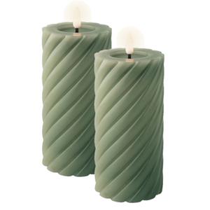 Lumineo Luxe LED kaarsen/stompkaarsen - 2x - groen - D7,5 x H17 cm - timer -
