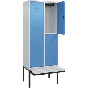 C+P Kledingkast Classic PLUS met twee verdiepingen en zitbank, 2 compartimenten, lichtgrijs / lichtblauw, b = 800 mm, cilinderslot, vrijdragend, kunststof