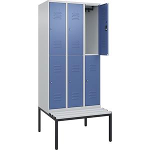 C+P Kledingkast Classic PLUS met twee verdiepingen en zitbank, 3 compartimenten, lichtgrijs / verblauw, b = 900 mm, cilinderslot, ondergebouwd, kunststof