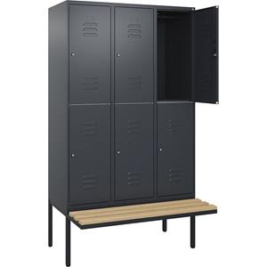 C+P Kledingkast Classic PLUS met twee verdiepingen en zitbank, 3 compartimenten, grijs, b = 1200 mm, cilinderslot, vrijdragend, beuken-hardhout