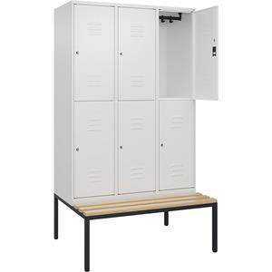 C+P Kledingkast Classic PLUS met twee verdiepingen en zitbank, 3 compartimenten, verkeerswit, b = 1200 mm, cilinderslot, ondergebouwd, beuken-hardhout