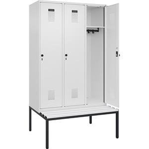 Lockerkast Evolo PLUS met zitbank, 3 compartimenten, wit, b = 1200 mm, veiligheidsdraaigrendel, met ondergebouwde zitbank, kunststof