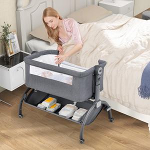Costway Babywieg met 7-voudige Hoogteverstelling Vergrendelbare Wielen Opbergmand Matras en Zonnekap
