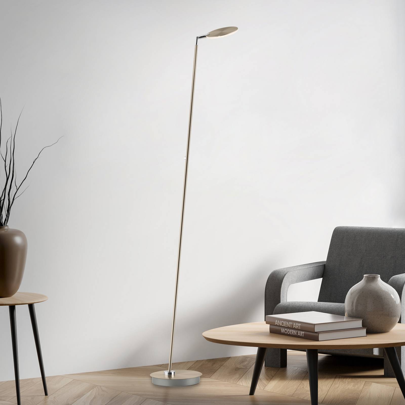 PAUL NEUHAUS LED vloerlamp Akku-Bente, messing, CCT, USB-C