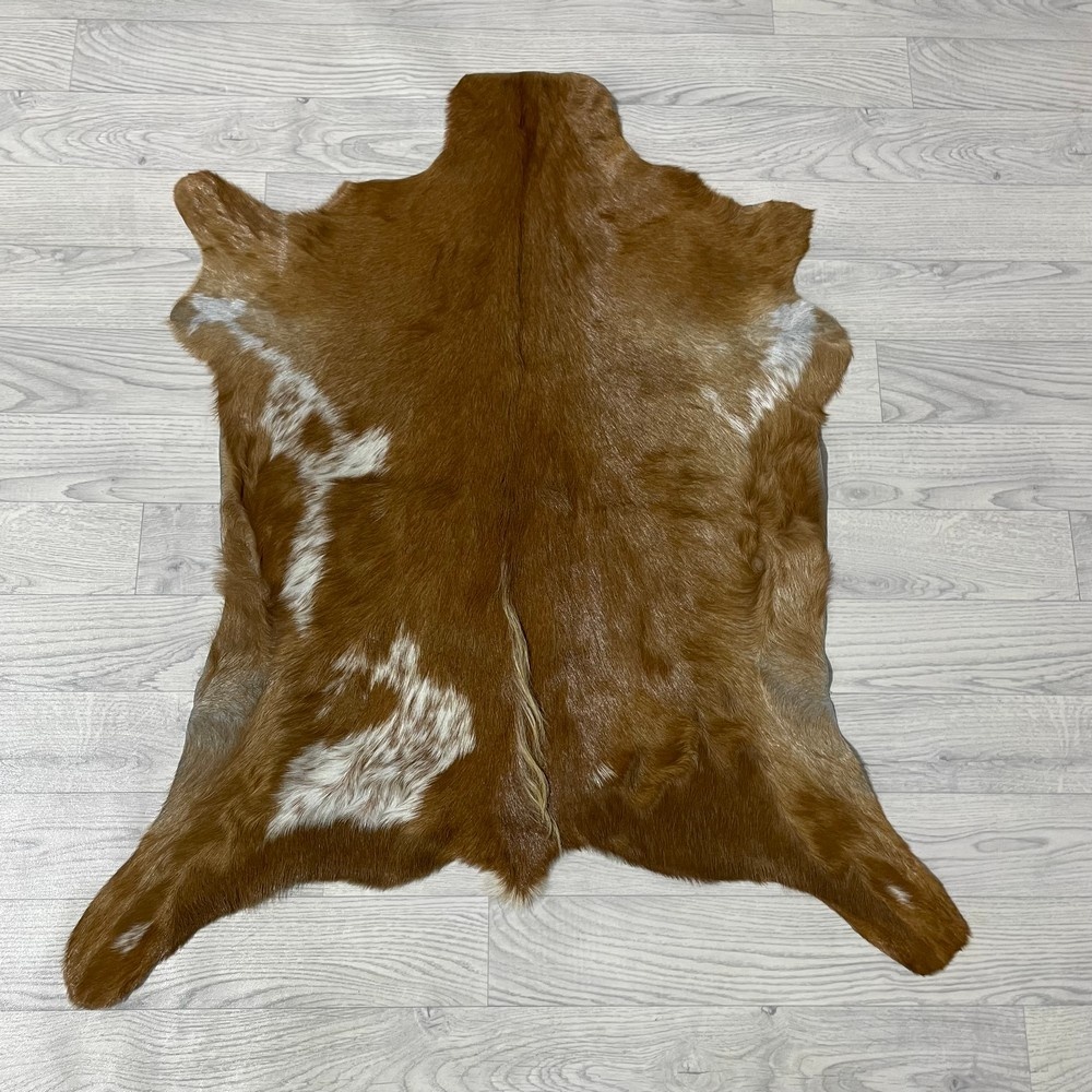 Lederstore Geitenhuid bruin wit 95x85cm