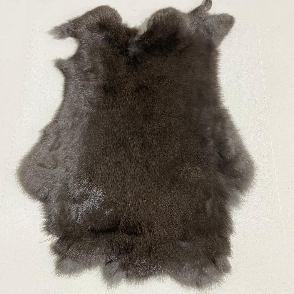 Lederstore Konijnenvacht donker bruin 50x35cm