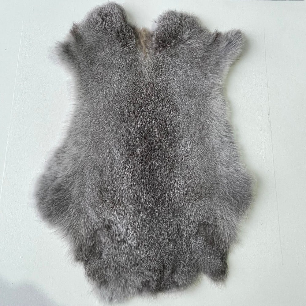 Lederstore Konijnenvacht grijs 50x35cm