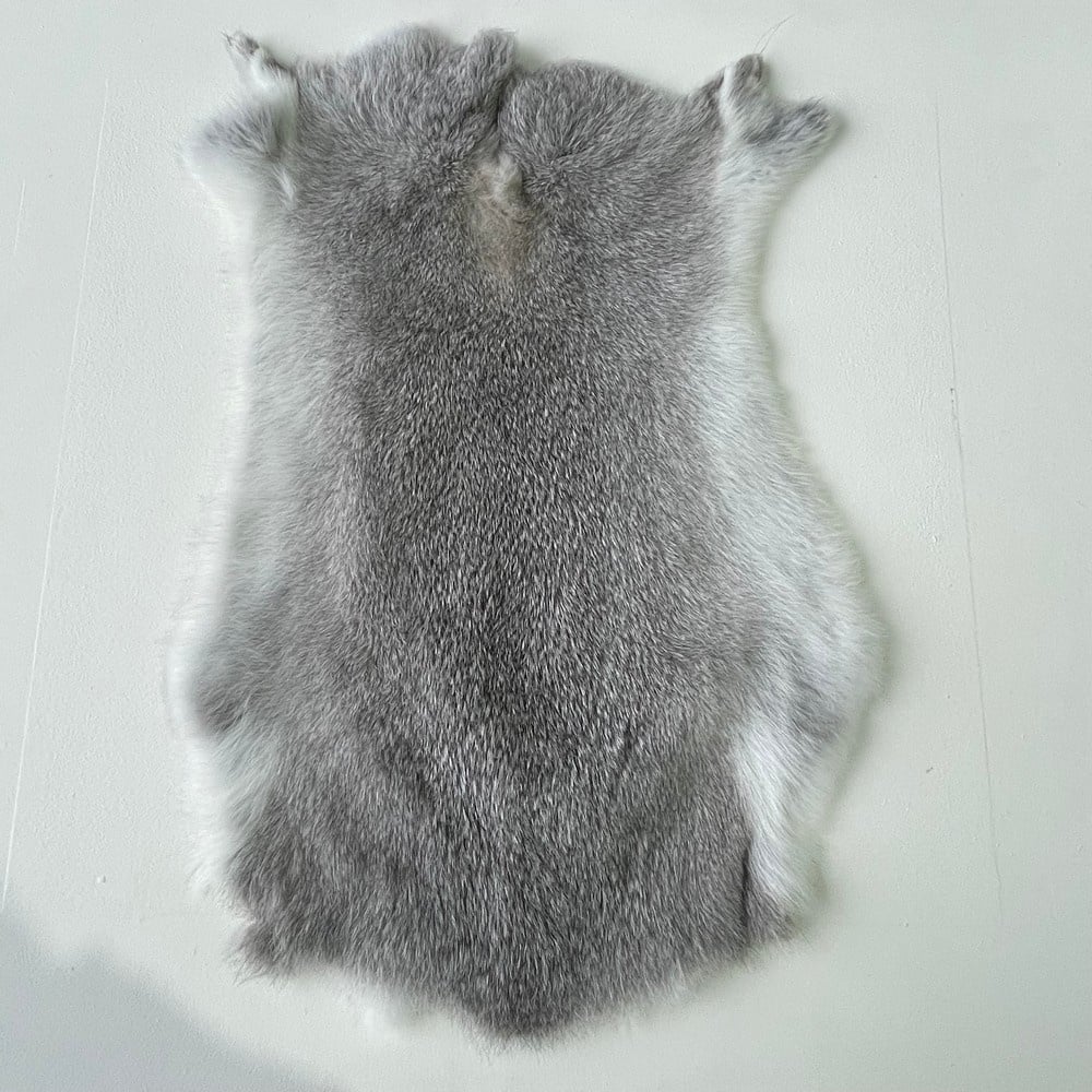 Lederstore Konijnenvacht grijs wit 50x35cm
