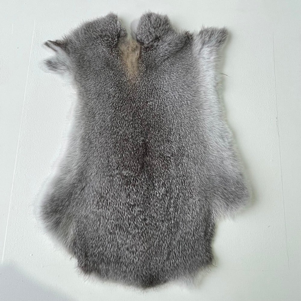 Lederstore Konijnenvacht grijs 45x35cm