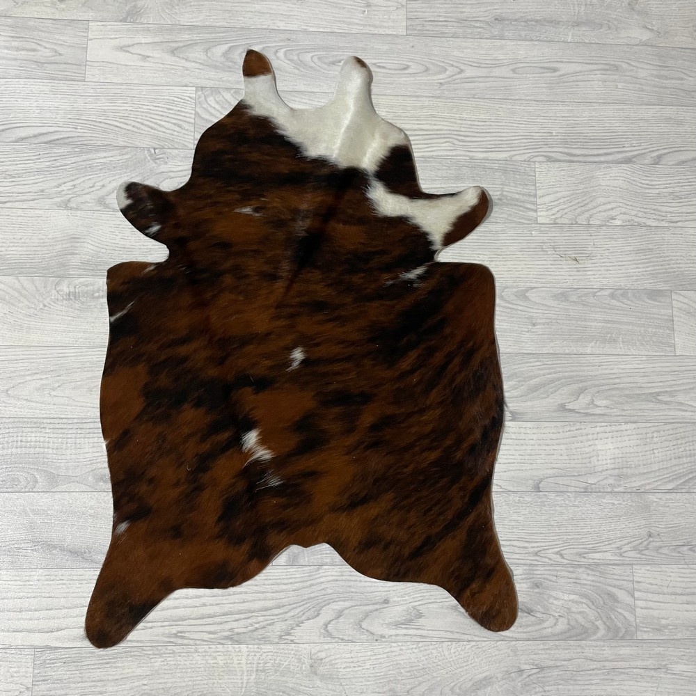 Lederstore Kleine koeienhuid bruin wit zwart (Normandiër) 90x60cm