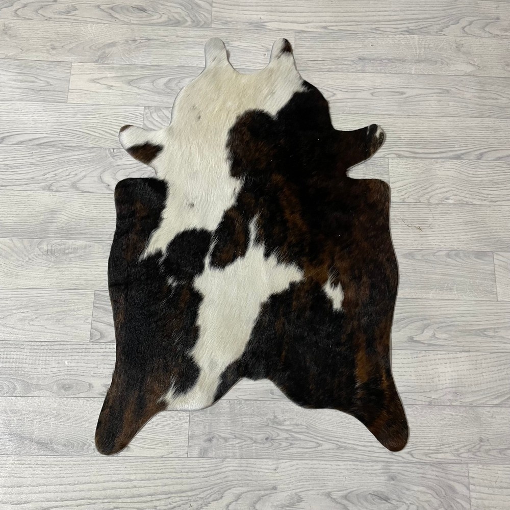 Lederstore Kleine koeienhuid bruin wit zwart (Normandiër) 90x60cm