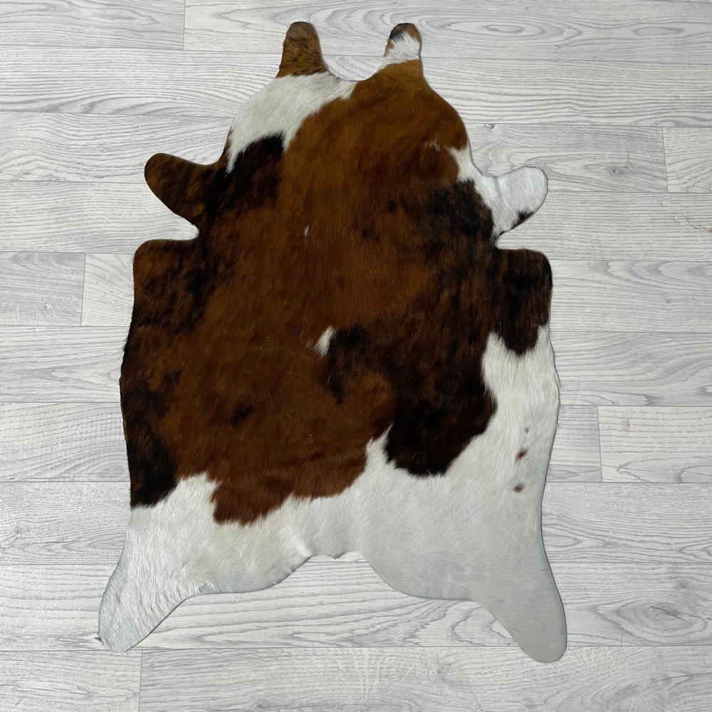 Lederstore Kleine koeienhuid bruin wit zwart (Normandiër) 90x60cm