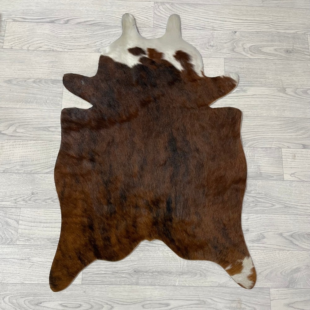 Lederstore Kleine koeienhuid bruin wit zwart (Normandiër) 90x60cm