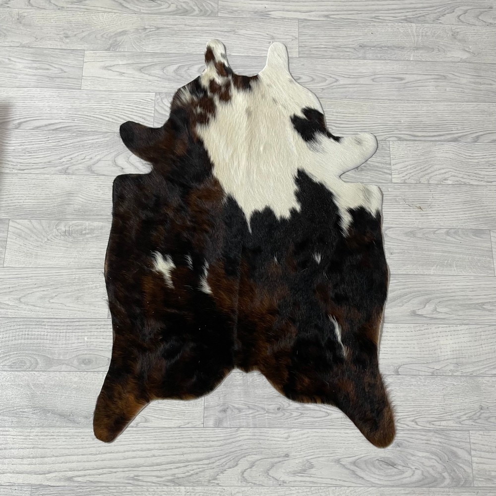 Lederstore Kleine koeienhuid bruin wit zwart (Normandiër) 90x60cm