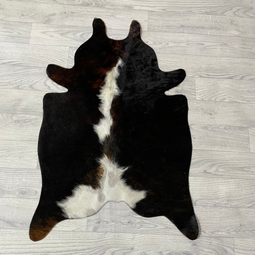 Lederstore Kleine koeienhuid bruin wit zwart (Normandiër) 90x60cm