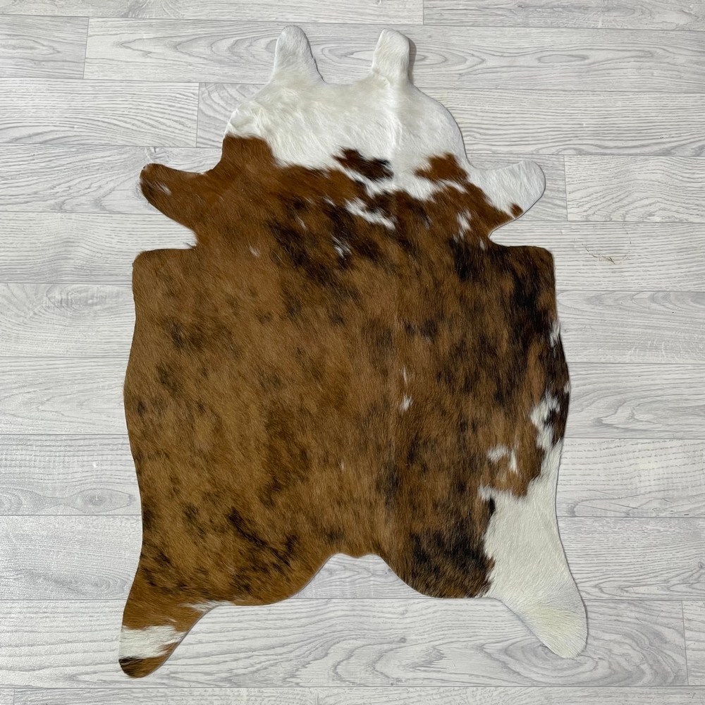 Lederstore Kleine koeienhuid bruin wit zwart (Normandiër) 90x60cm