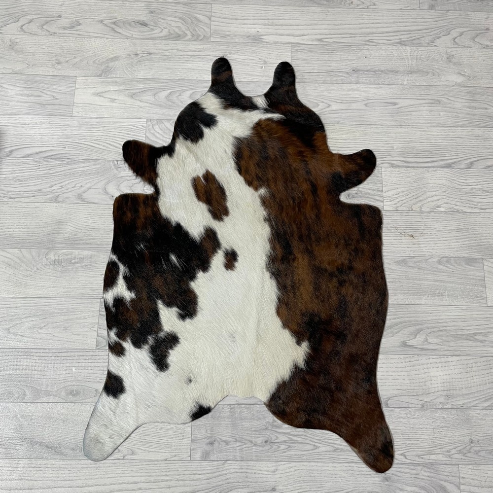 Lederstore Kleine koeienhuid bruin wit zwart (Normandiër) 90x60cm