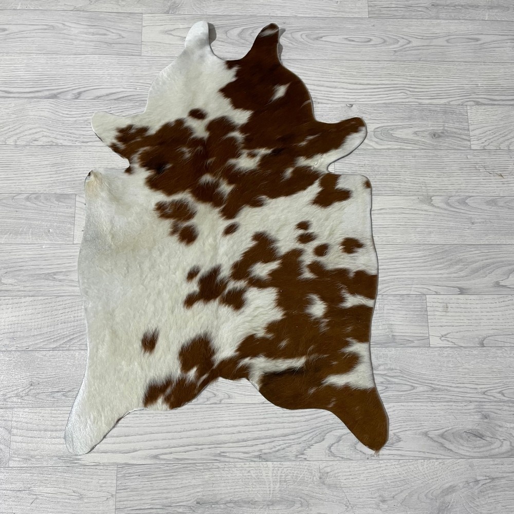Lederstore Kleine koeienhuid bruin wit zwart (Normandiër) 90x60cm