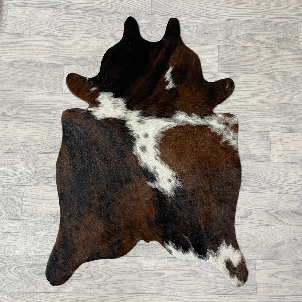 Lederstore Kleine koeienhuid bruin wit zwart (Normandiër) 90x60cm