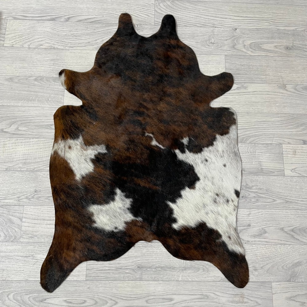 Lederstore Kleine koeienhuid bruin wit zwart (Normandiër) 90x60cm