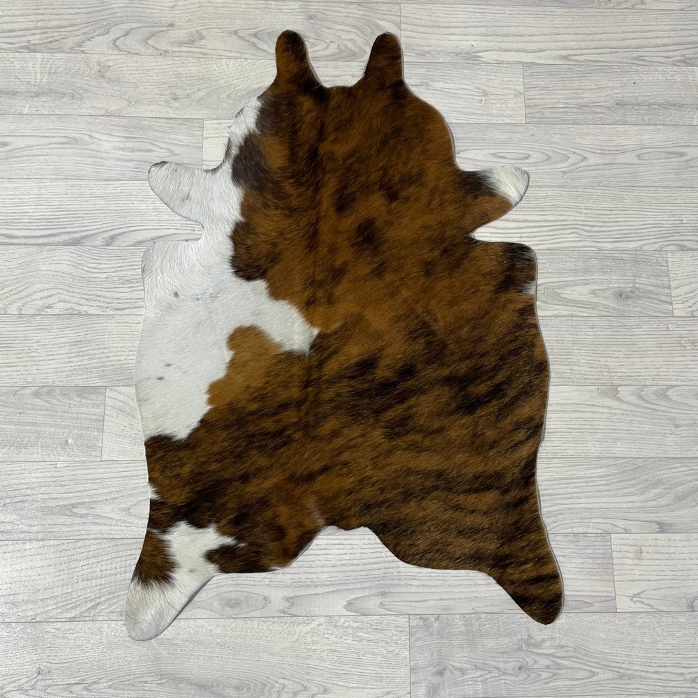 Lederstore Kleine koeienhuid bruin wit zwart (Normandiër) 90x60cm