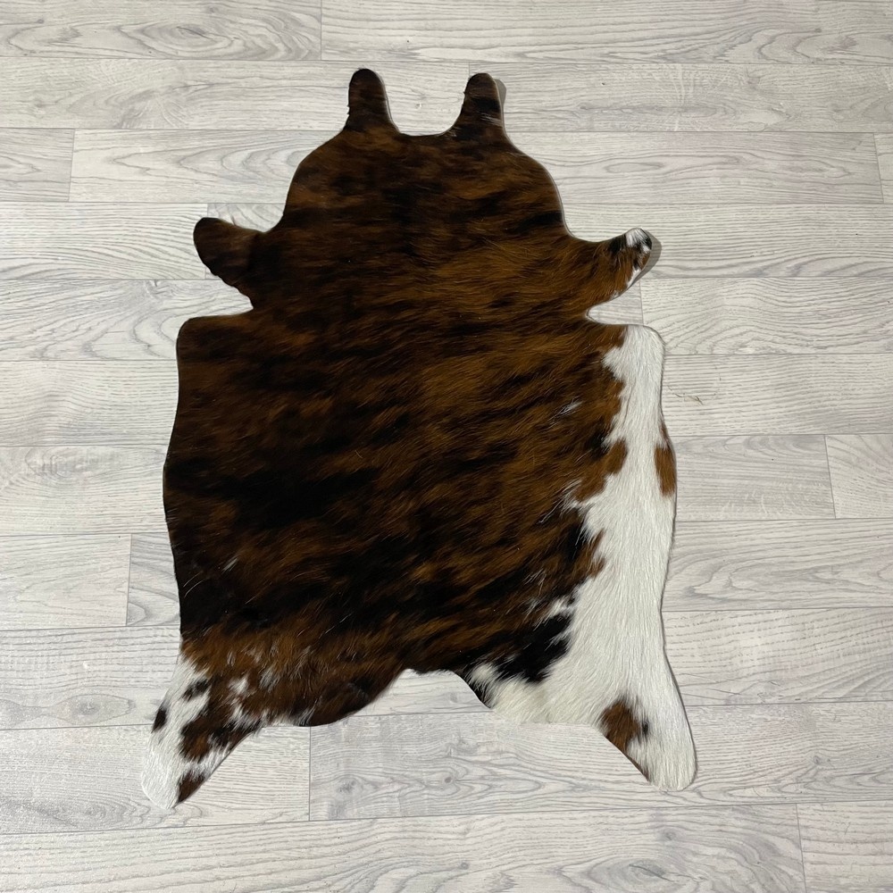 Lederstore Kleine koeienhuid bruin wit zwart (Normandiër) 90x60cm