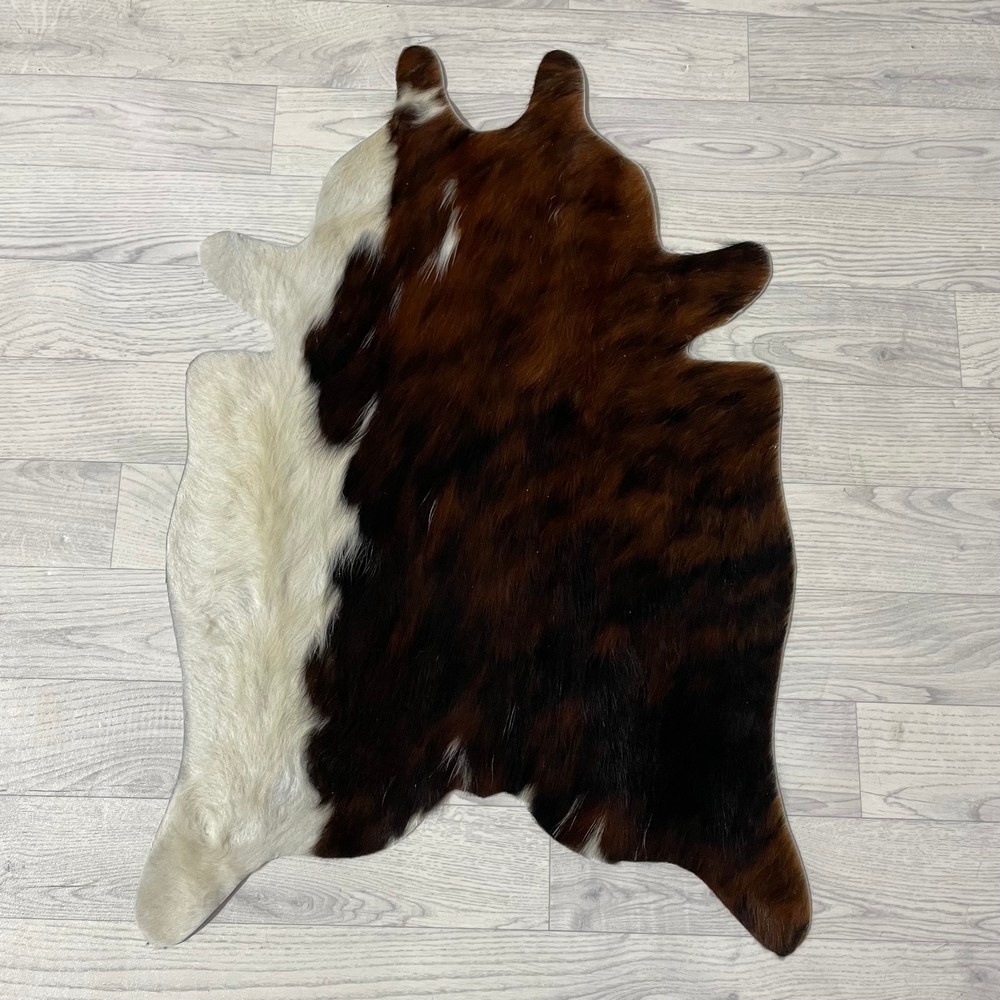 Lederstore Kleine koeienhuid bruin wit zwart (Normandiër) 90x60cm