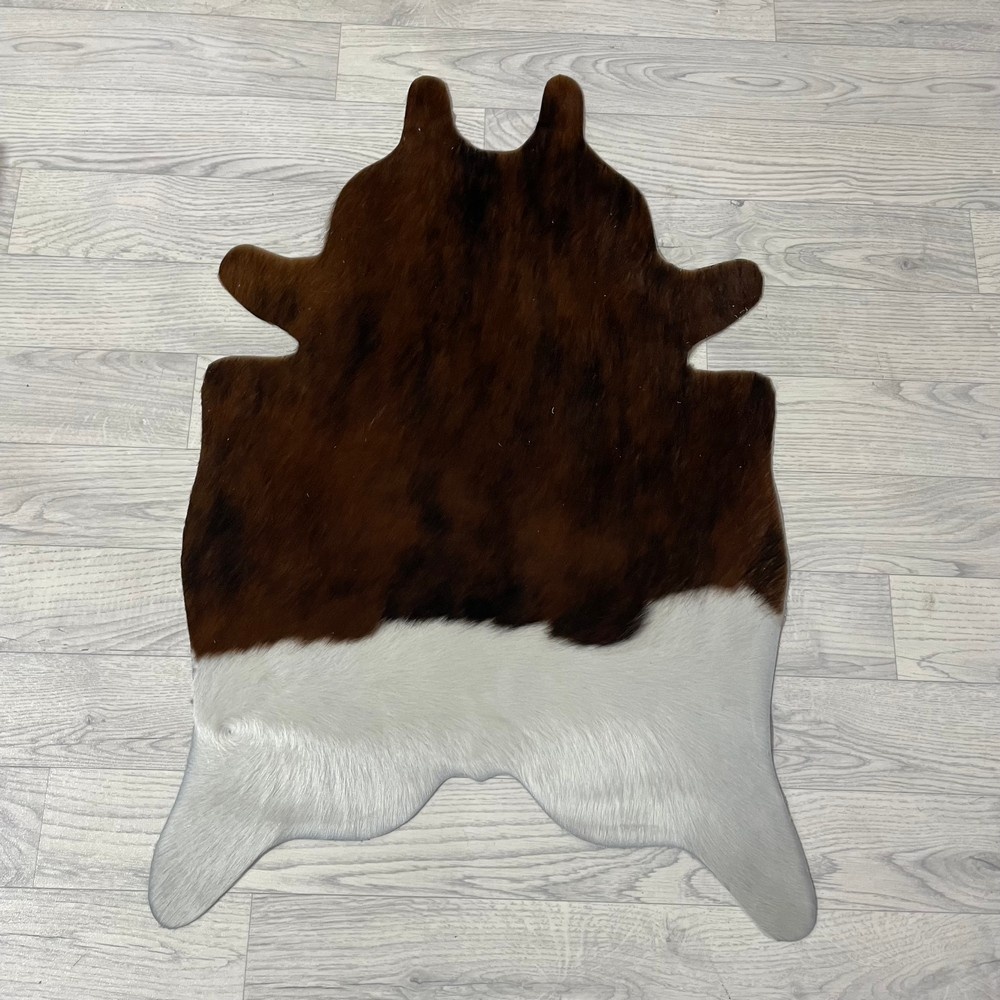 Lederstore Kleine koeienhuid bruin wit zwart (Normandiër) 90x60cm