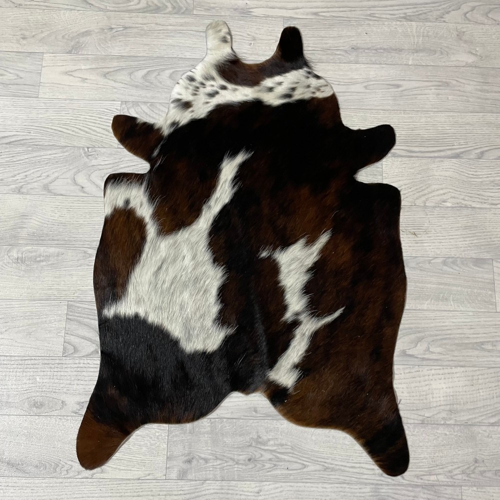 Lederstore Kleine koeienhuid bruin wit zwart (Normandiër) 90x60cm