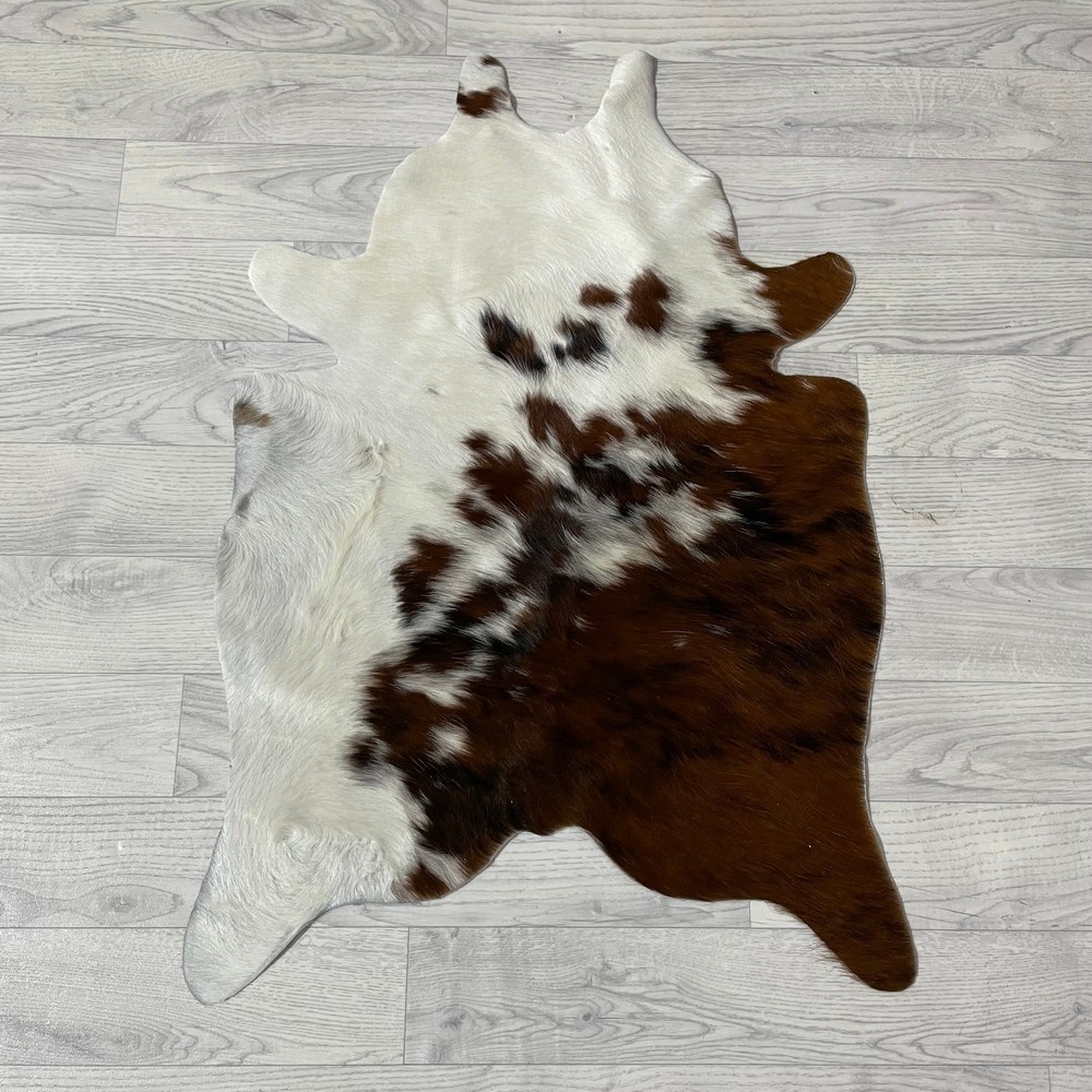 Lederstore Kleine koeienhuid bruin wit zwart (Normandiër) 90x60cm