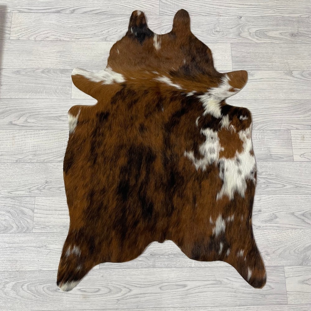 Lederstore Kleine koeienhuid bruin wit zwart (Normandiër) 90x60cm